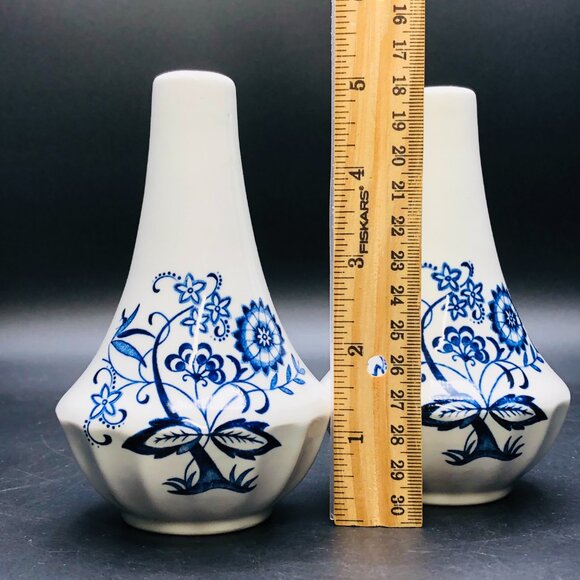 Vintage 60s Classic JG Meakin England BLUE NORDIC Salt Pepper Shaker Set - Picture 10 of 10